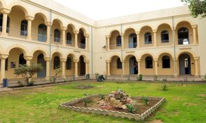 مدرسة الراهبات تاريخٌ بغداديّ في التعليم